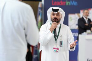 تحدث بثقة: مهارات عملية للإلقاء والتواصل المؤثر